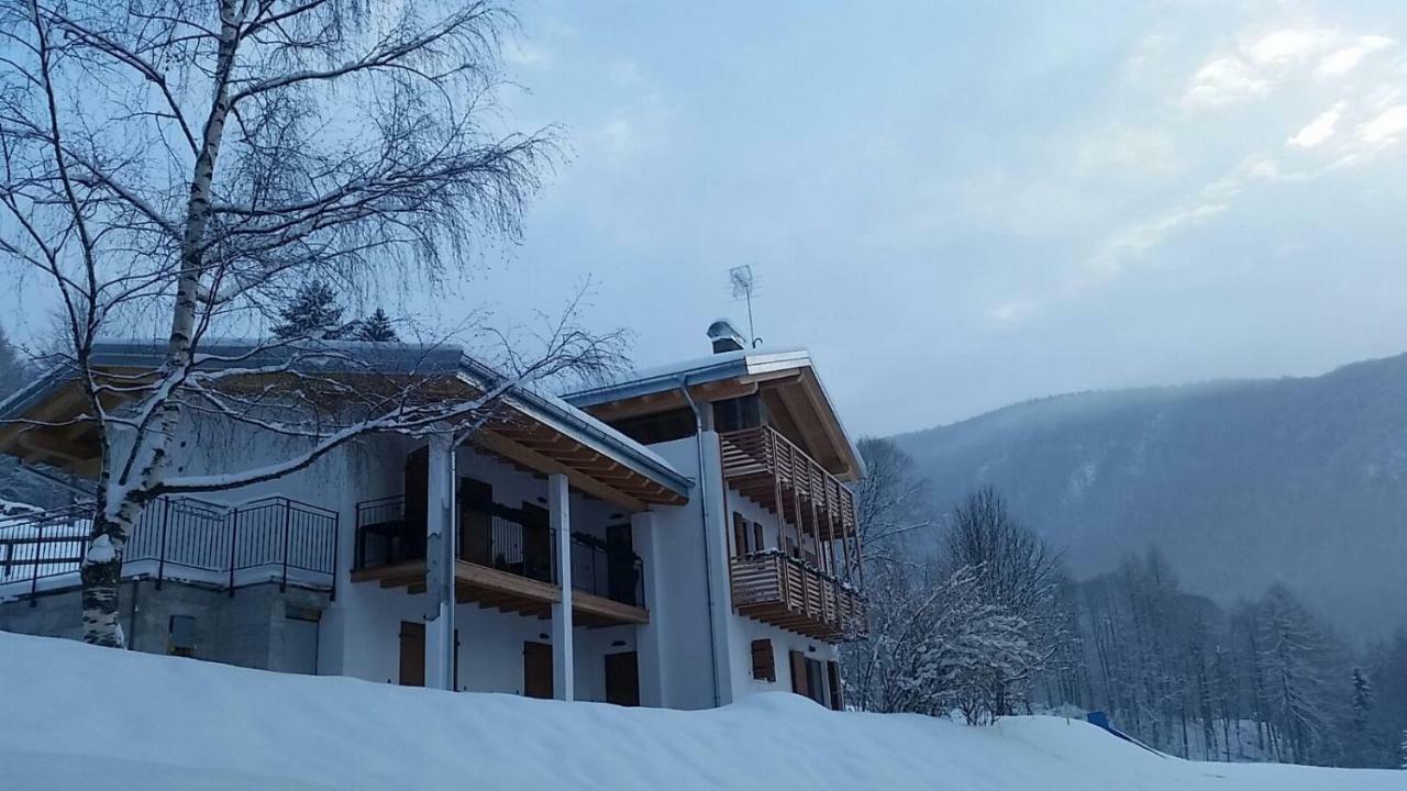 Hotel Garni Fobbie Brentonico Exterior foto
